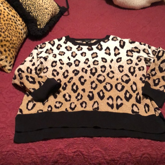 Ann Taylor Sweaters - Ann Taylor XL animal print sweater